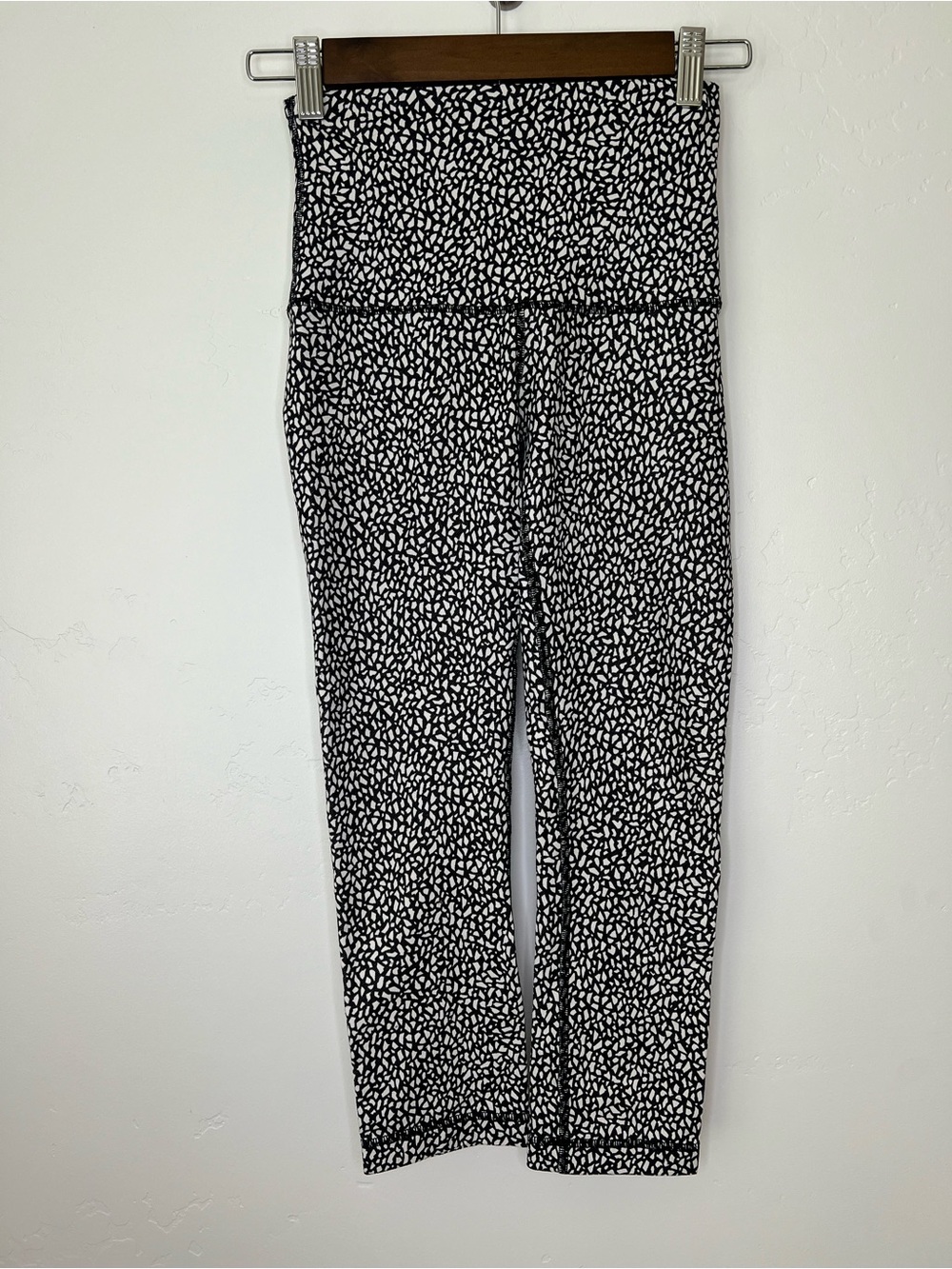 Lululemon Athletica Wunder Under Mosaic Black Crop Leggings